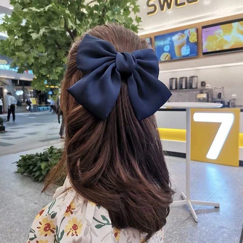 Large Bow Hair Clip – Stylish Back-of-Head Barrette, Trendy Top Clip Hair Accessory