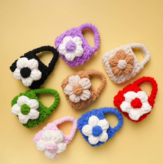 Fluffy Flower Knit Mini Bag